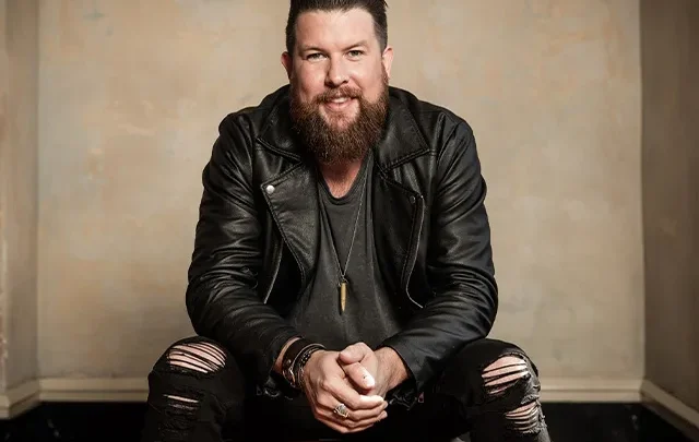 Zach Williams Biography: Age, Wife, Kids, Parents, Height, Net Worth, Songs, Albums, Awards