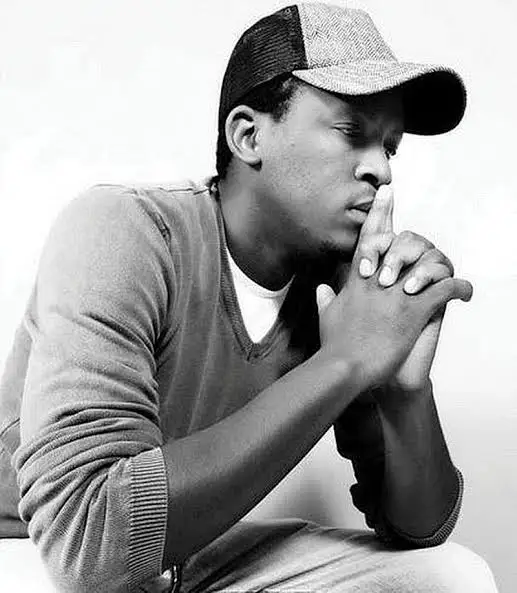 Tuks Senganga Biography: Height, Ethnicity, Age, Net Worth, Siblings, Parents, Awards, Girlfriend, Music Tuks Senganga Biography: Height, Ethnicity, Age, Net Worth, Siblings, Parents, Awards, Girlfriend, Music
